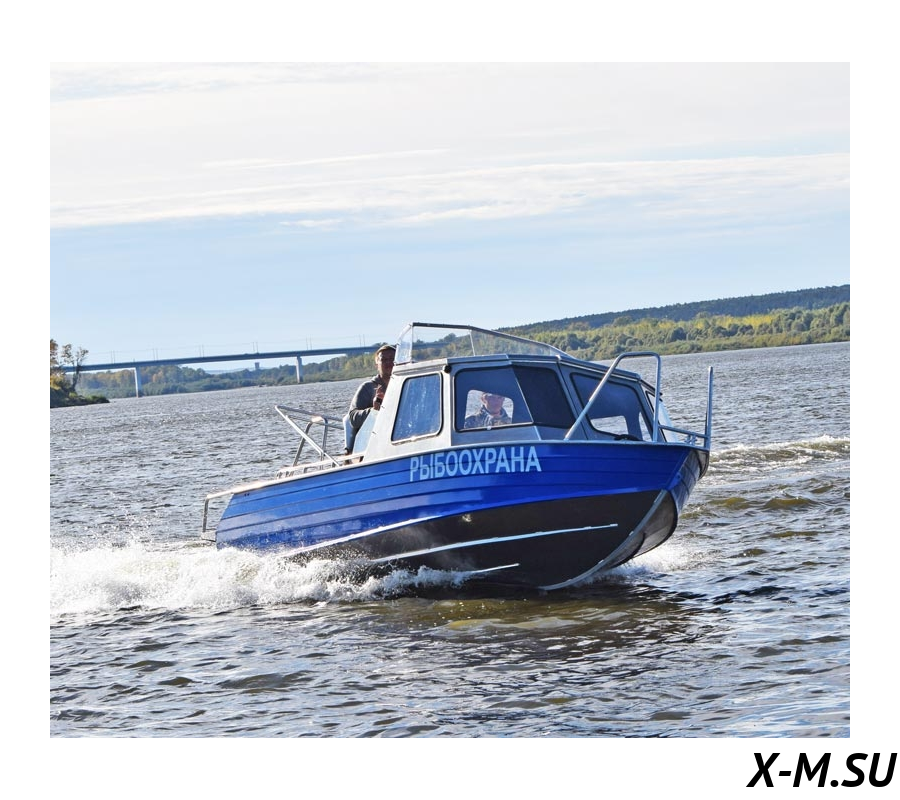 Алюминиевый катер WYATBOAT Неман 550 с каютой Алюминиевый катер WYATBOAT Неман 550 с каютой